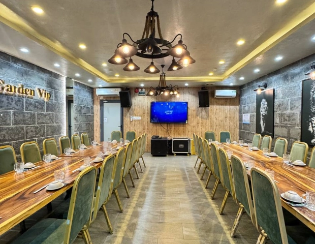 VIP 8