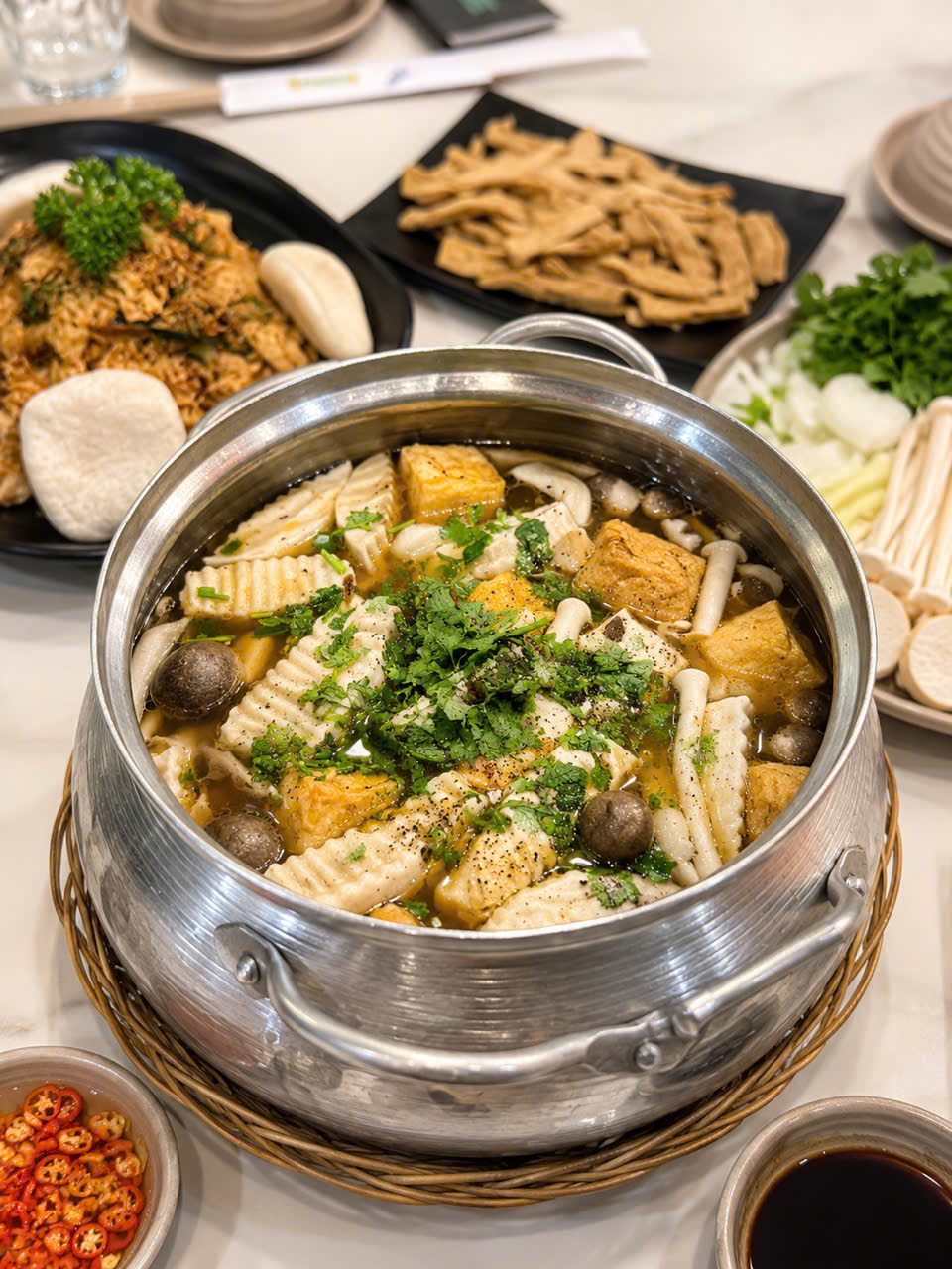 Lẩu nấm chay